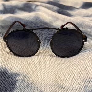 Aviator sunglasses